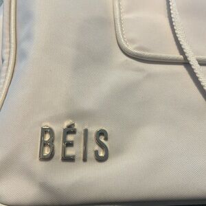Beis East to West Tote